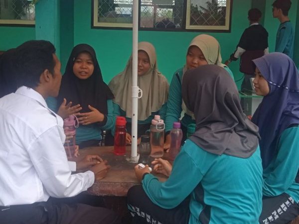 Perlunya Etika dan Estetika dalam Berbahasa Indonesia di MAN 4 Kebumen