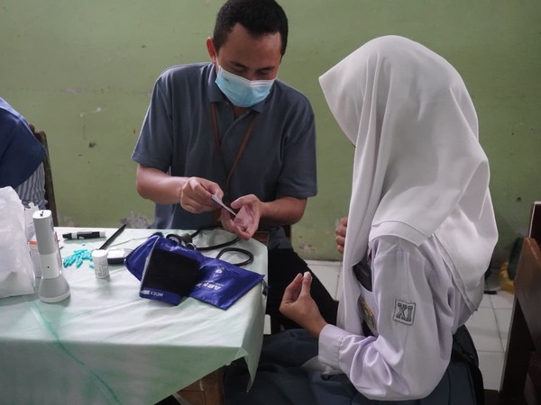 Gerakan Madrasah Sehat 2025: Puskesmas II Gombong Laksanakan Program Cek Kesehatan Gratis di MAN 4 Kebumen